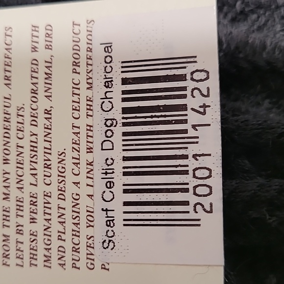 Vintage Celtic Scarf Calzeat of Scotland New Old Stock - Picture 7 of 7